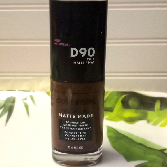 Covergirl Trublend Matte Made D90 Espresso Foundation - Picture 2 of 9